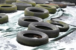 Collecte des pneus agricoles usagés de type « silo »