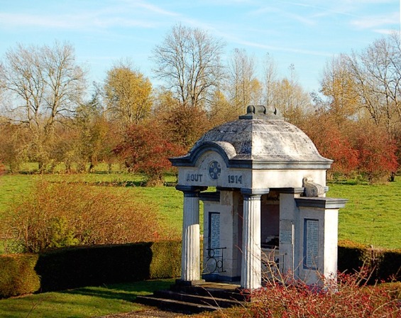Ansart - Mausolée des 2 guerres 13.jpg