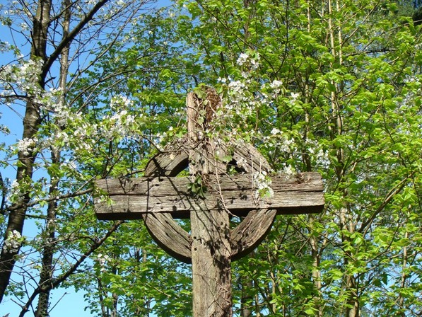 Saint-Vincent Ancien cimetière militaire.JPG