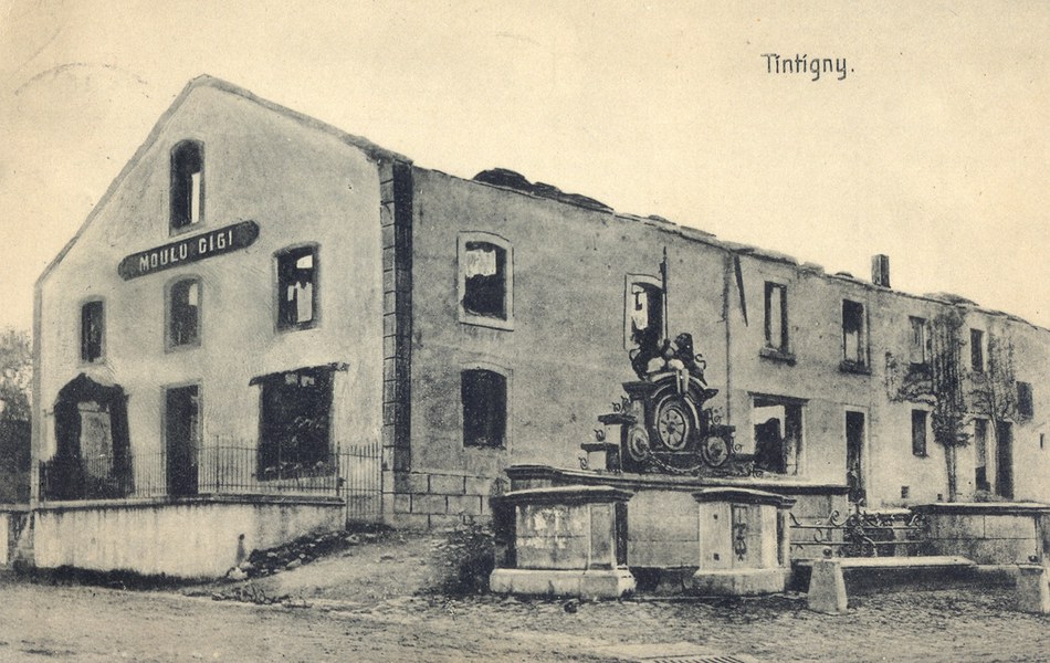 Historische Ansicht des Löwenbrunnen in Tintigny (um 1914)
